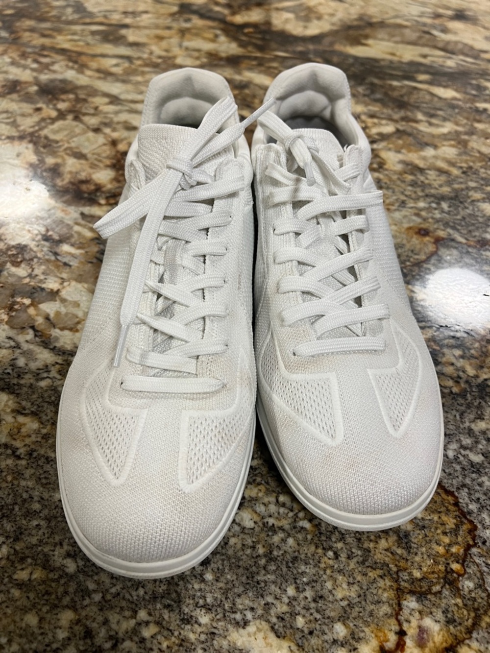 Rothy’s men’s sneakers size 10